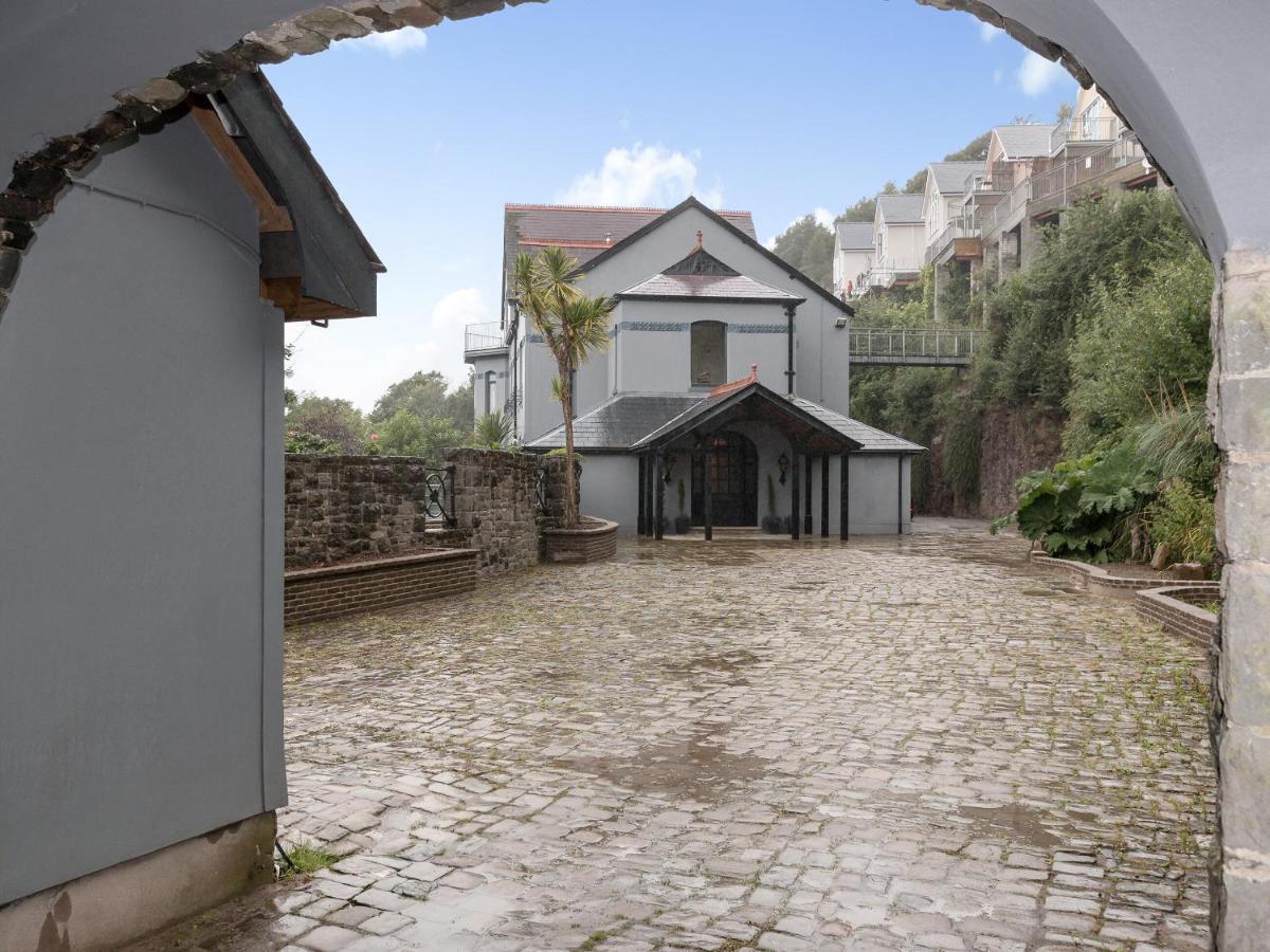 Pendine Manor Vila Exterior foto